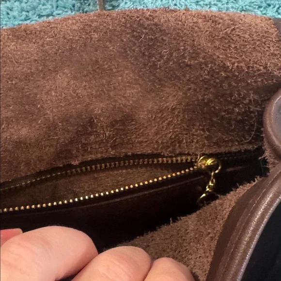 Vintage Coach crossbody bag - Picture 9 of 12